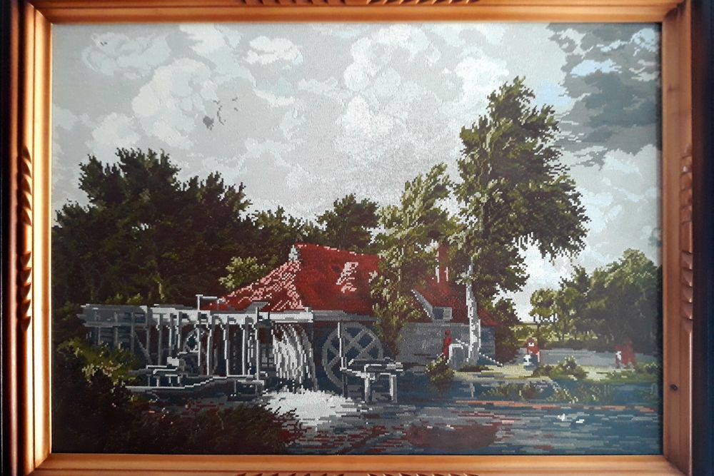 Гоблен в рамка "Воденицата с червения покрив "