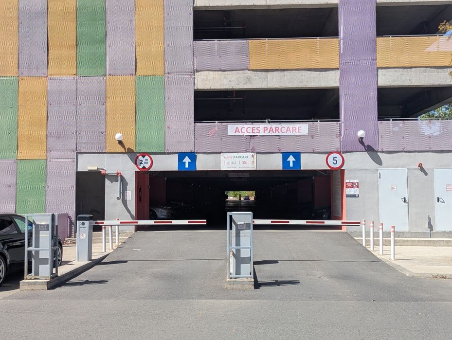 Loc parcare supraetajată (Str.Gura Caliței 4-32)