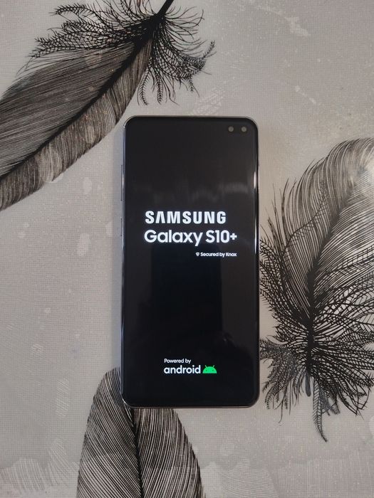 Samsung Galaxy S10 Plus/512гб/ Без Забележки