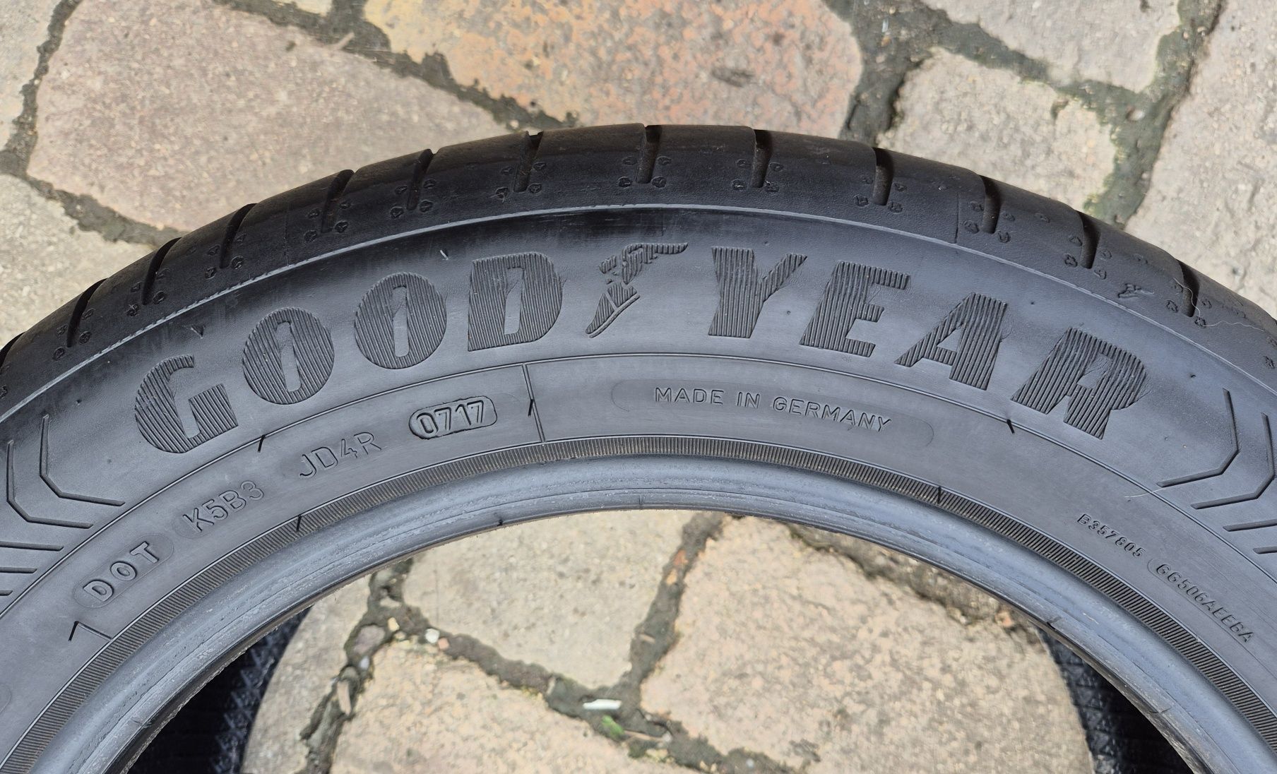 Set 2buc 215/55 R16 93W Goodyear Eficient Grip Performace vară