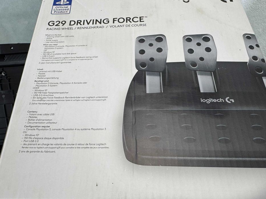 Волан и слушалки - Logitech Driving Force G29 PS3/PS4/PS5/PC