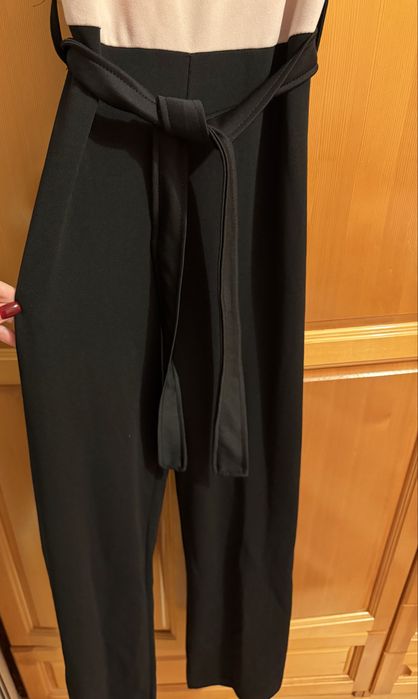 Официален гащеризон