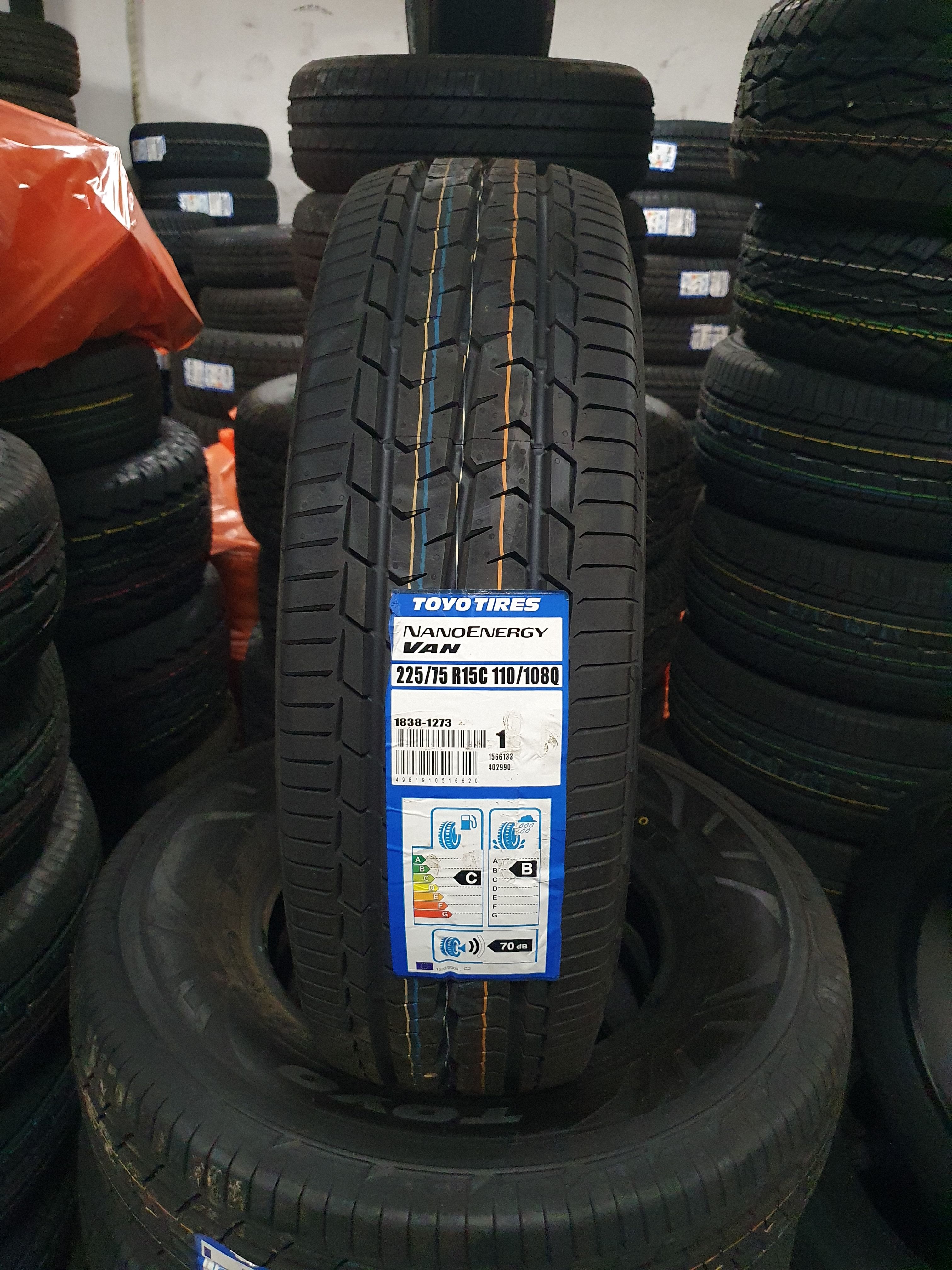 225/75 R15c  Toyo Nano Energy Van 110q 0319