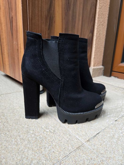 Зимни боти на висок ток Shoe Aquarium