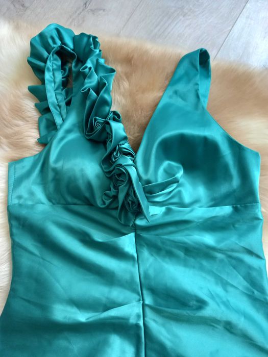 Зелена официална рокля