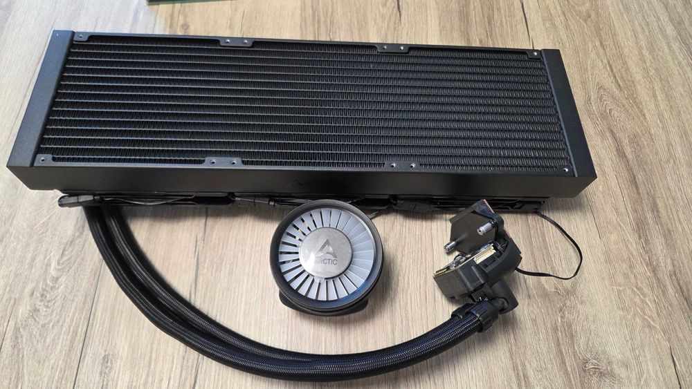 ARCTIC Liquid Freezer III Pro 420 ARGB водно охлаждане CPU