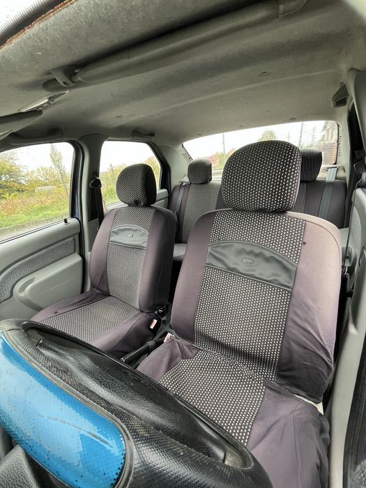 Vand Dacia Logan din 2005