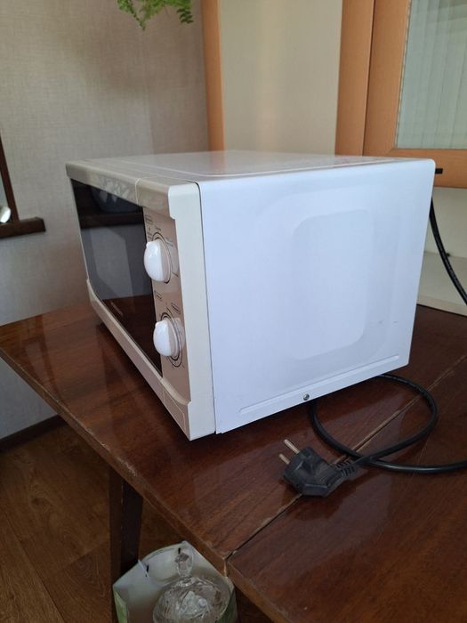 Микроволновая печь Горизонт новая