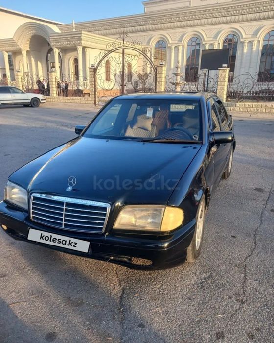 Продаётся машина