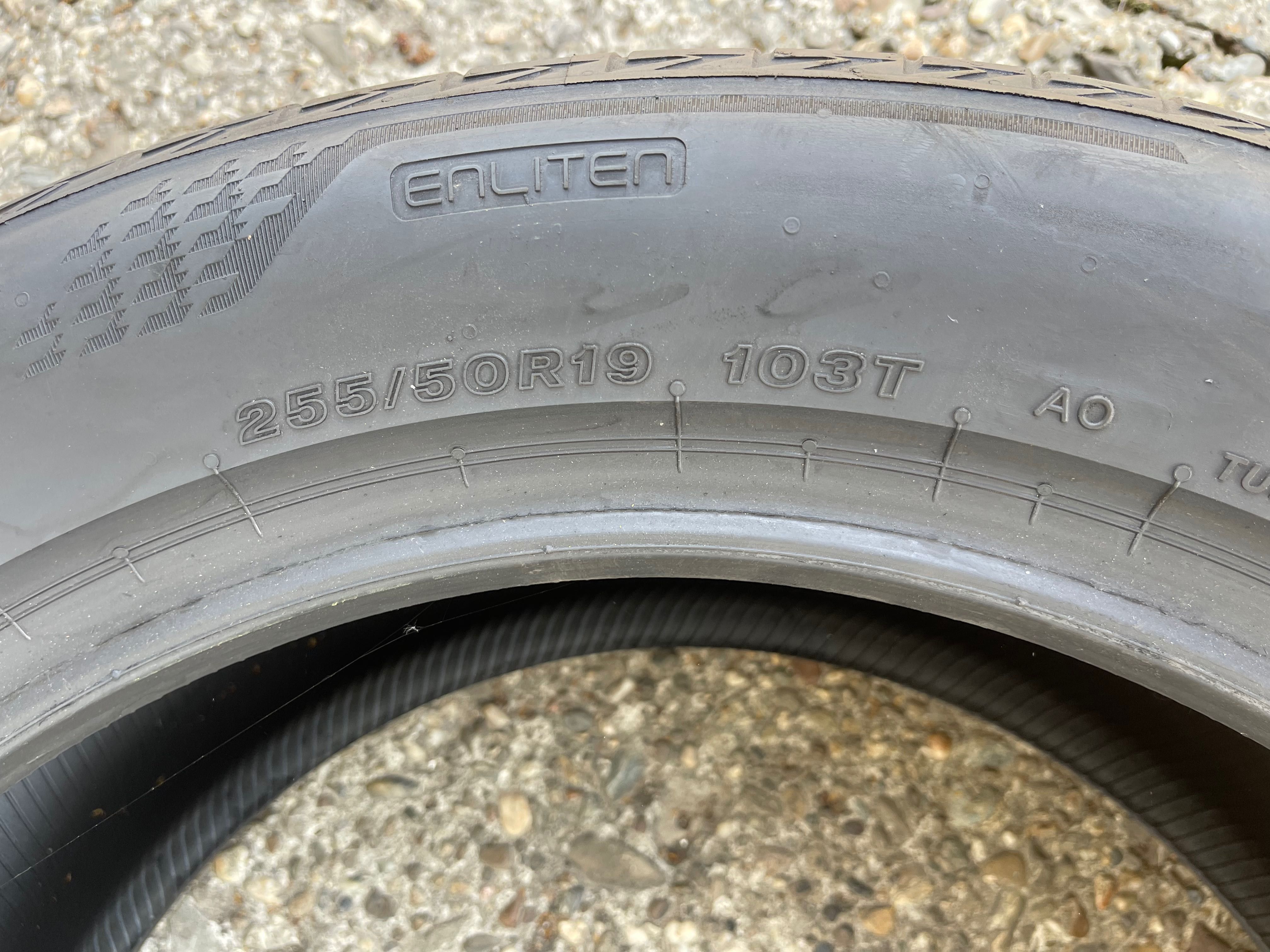 4 anvelope de vara fata 235/55/19 spate 255/50/19 Bridgestone