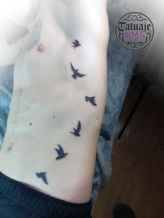 Tatuaje artistice în Cartierul Latin (Prel. Ghencea)