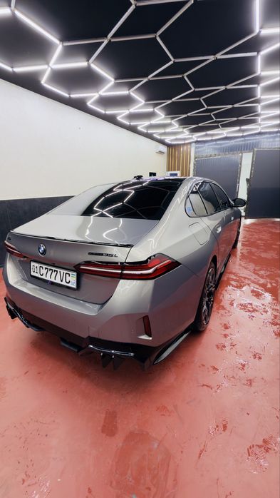 Bmw i5 35i  боди кит кругавой танировка бор