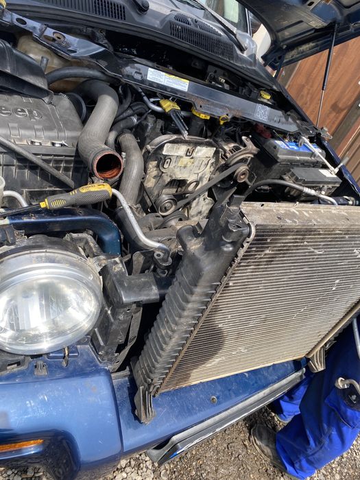 Piese cherokee kj 2.5/2.8 crdi