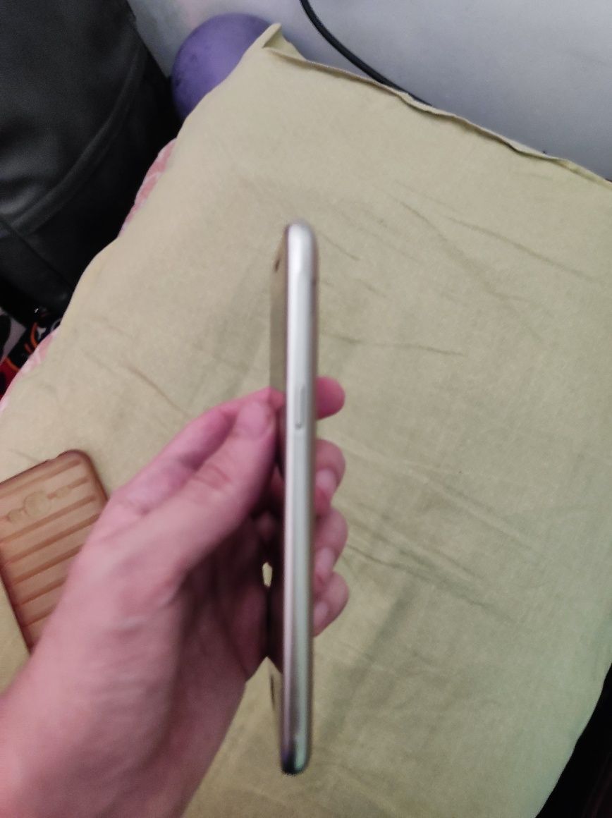 Telefon Samsung J3