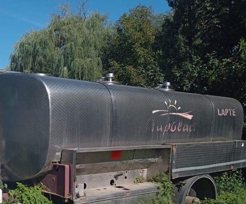 Rezervor de lapte cisterna de apa izolat inox 12000L