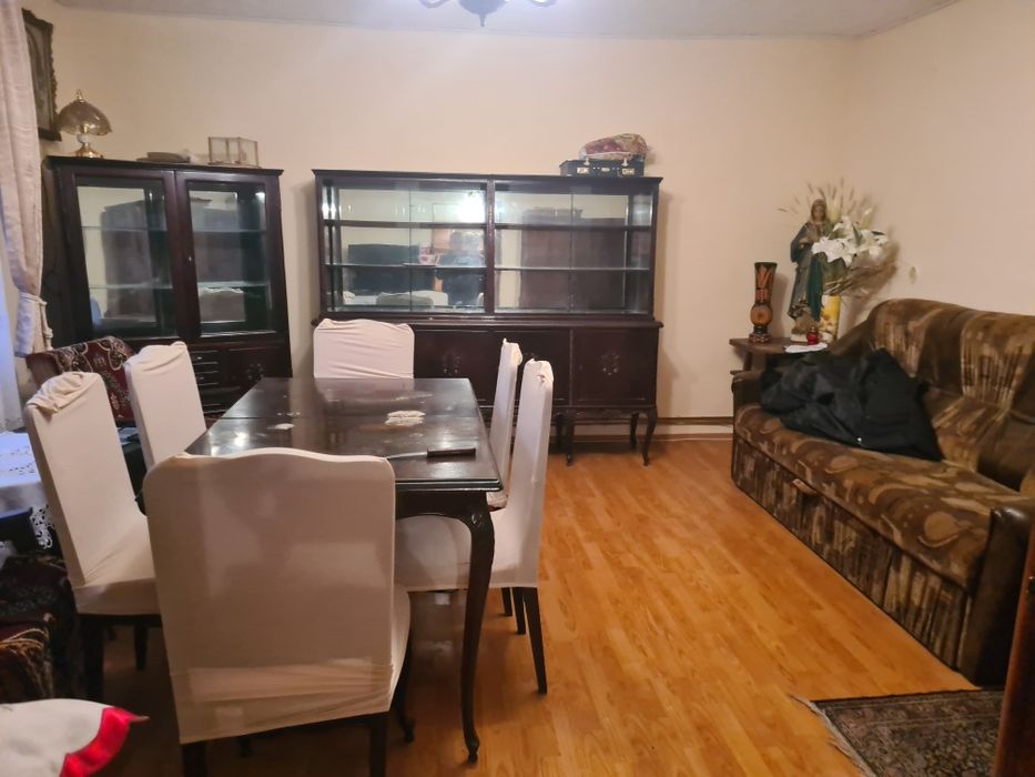 Proprietar vând casa pe str Podinei