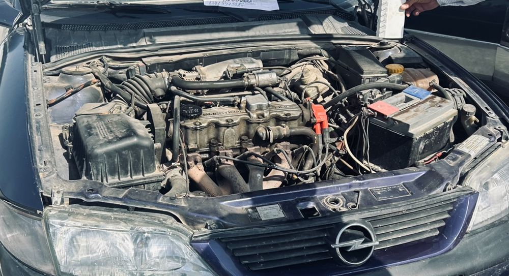 Опель матор 2.0 8клапан