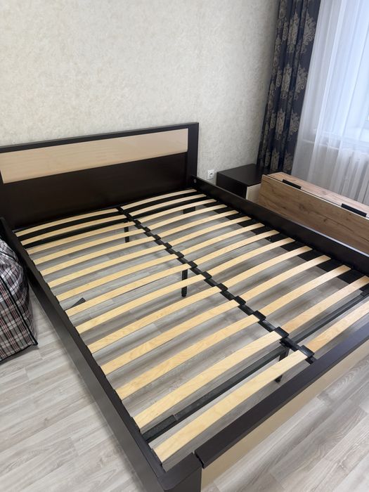 Спальный гарнитур, шкаф, двухспальная кровать, туалетный столик