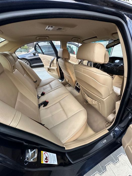 BMW Seria 5, E60 525i - 192CP