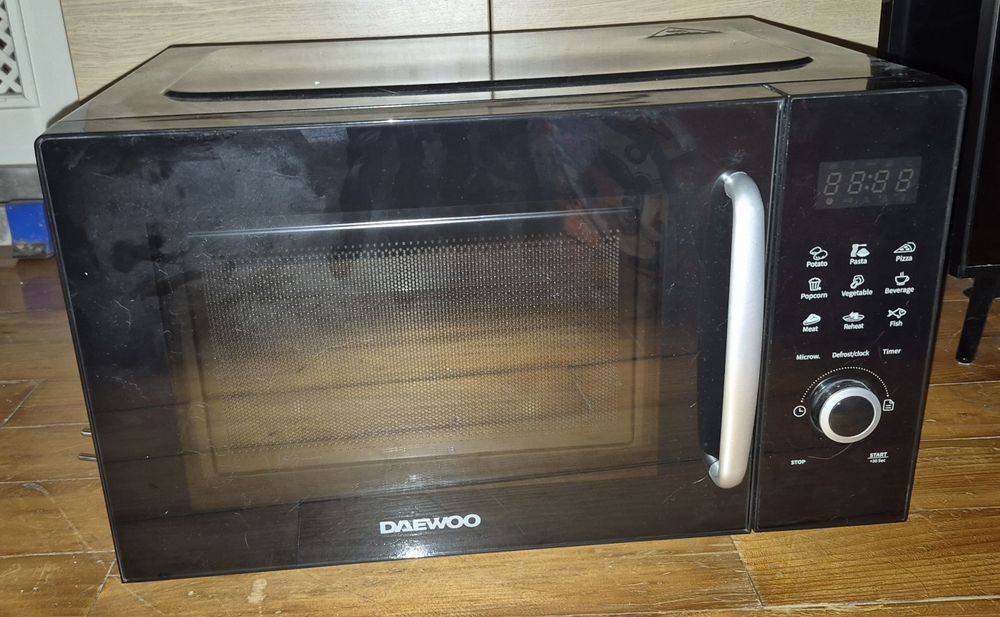 Cuptor cu microunde Daewoo