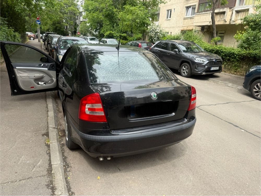 Skoda Octavia 2 berlina