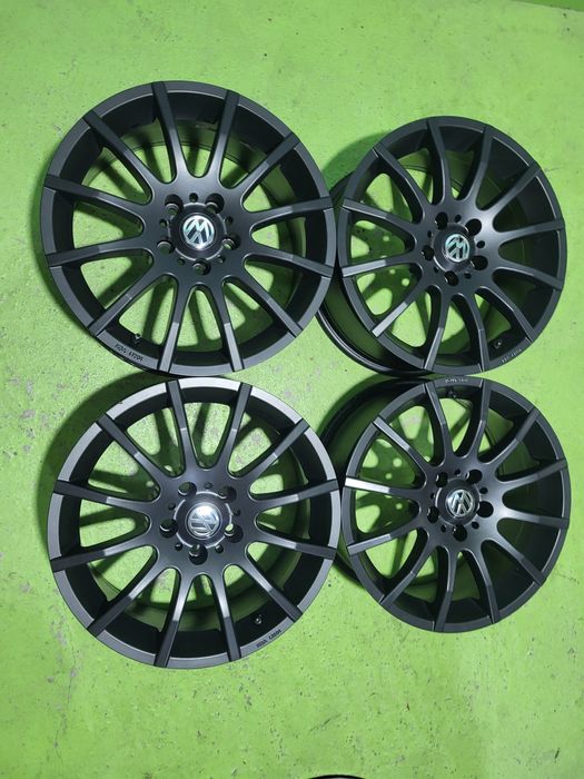 17 5x112 Vw Passat Touran Caddy Golf Audi Skoda 5х112 черни