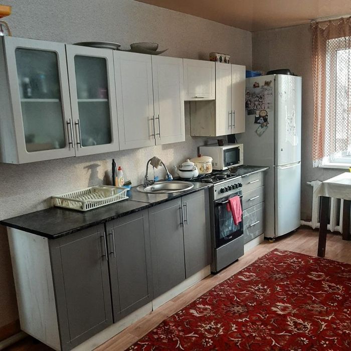 Продам 4 ком ДОМ ул Центральная, пос. Акбулак, рядом с Молодёжным