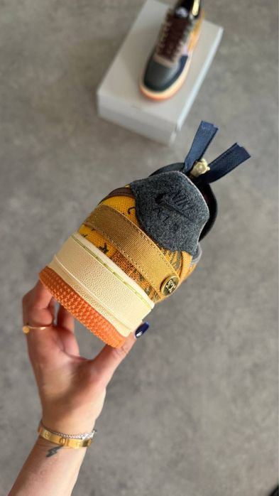 Air Force 1 Travis Scott “Cactus Jack”