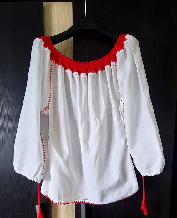 Ie noua cusuta manual