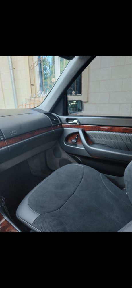 Mercedes benz W140 SE320 .
