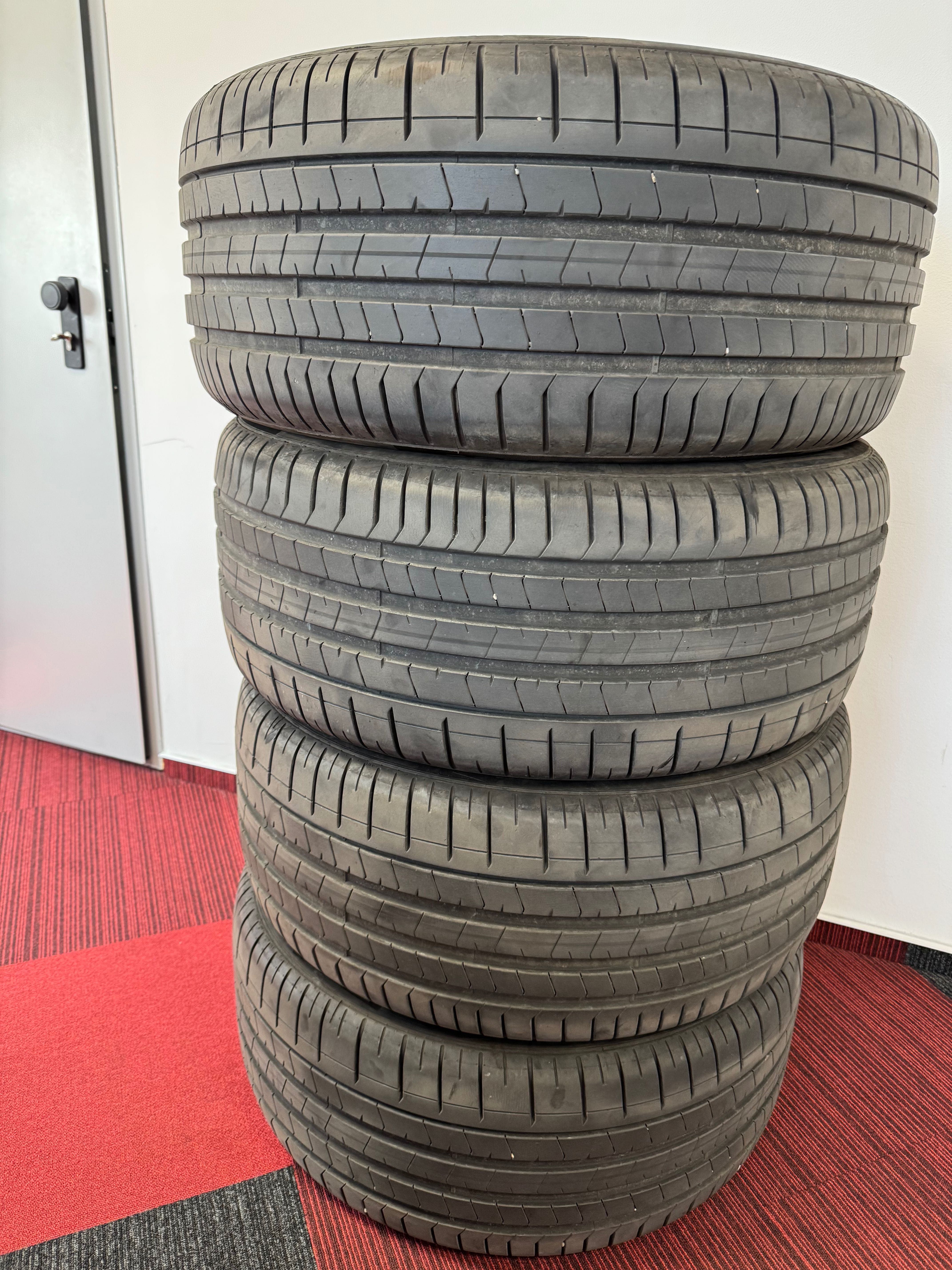 Anvelope Pirelli 285/40R21 109Y P Zero DOT 2024