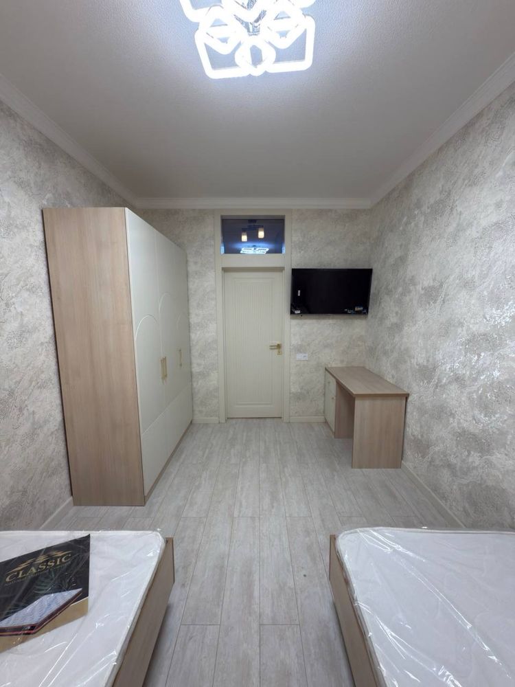 Продается 3 комнатная квартиа площадью 78 кв.м. В Вокзале ор. Узгазоил
