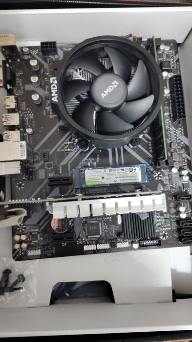 Kit Pc Ryzen 5 2600 MB b450 8Gb RAM M2 500Gb
