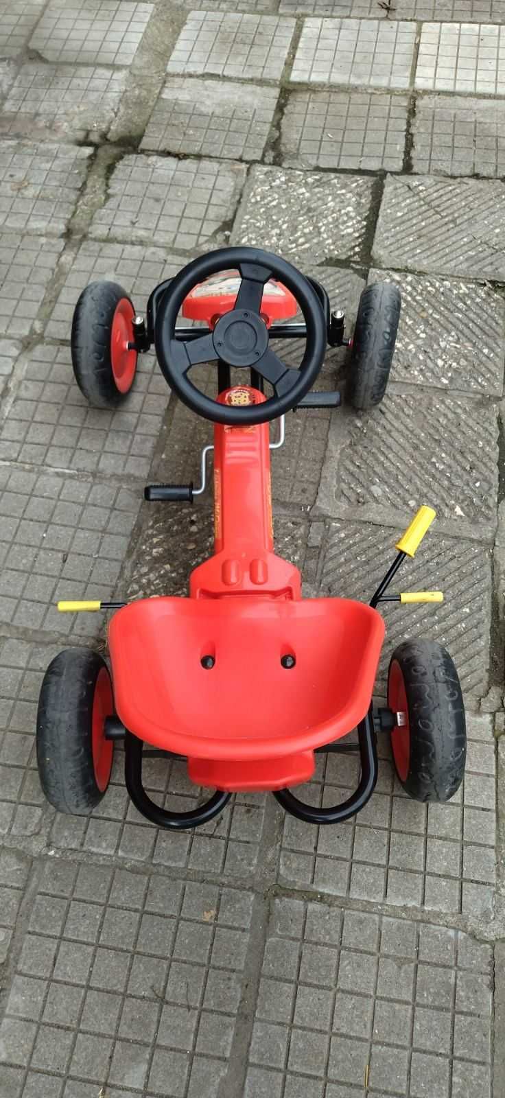Детска кола с педали SMOBY CARS