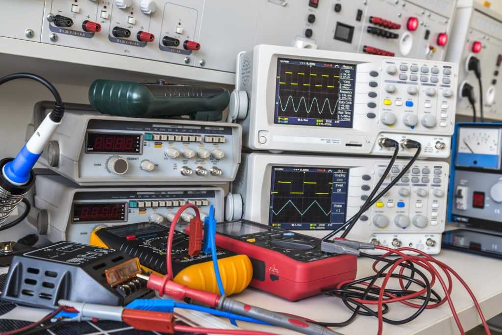 Услуги лаборатории поверка инструмента изоляции наладка электрика
