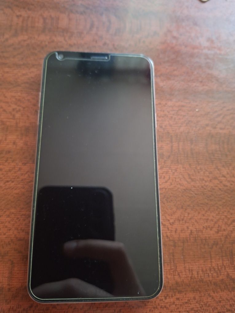LG q6a продается