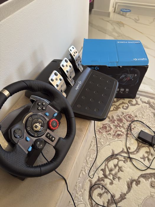 Volan Logitech G29