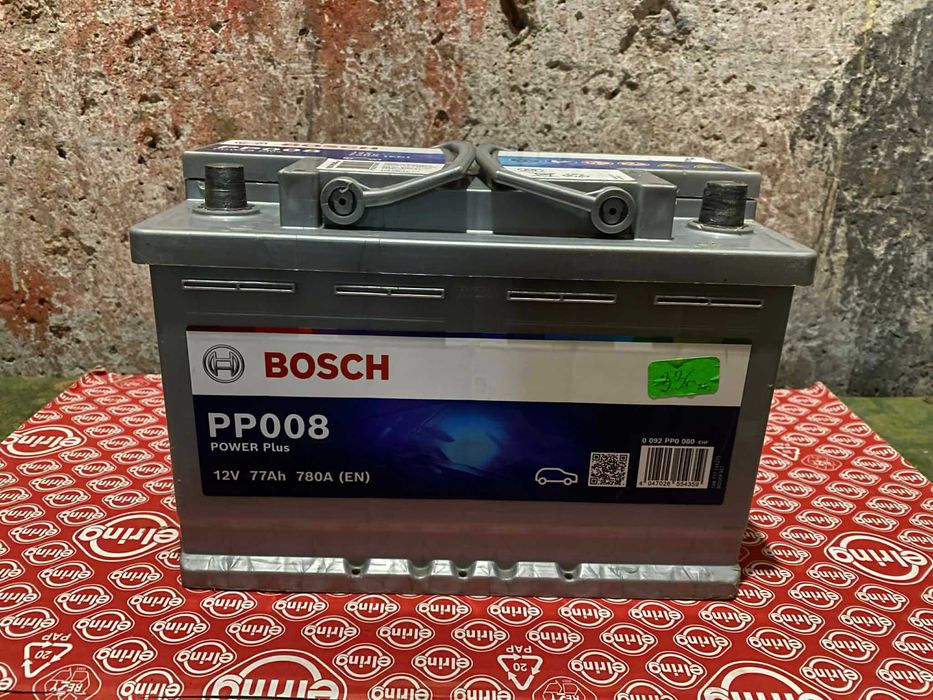 Почти нов акумулатор Bosch/Бош PP008 77 амп/ч 780 А усилен стартов ток