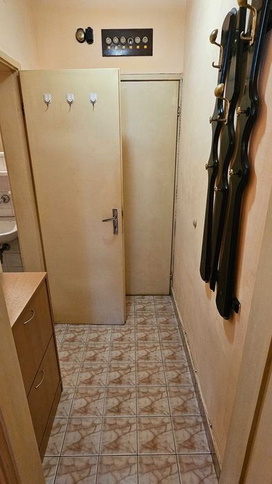 Дава се под наем Едностаен апартамент в София, Връбница 2 - 35 кв.м за 350 € - Снимка #4