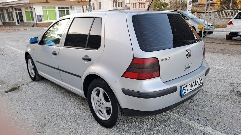 Продавам VW голф4