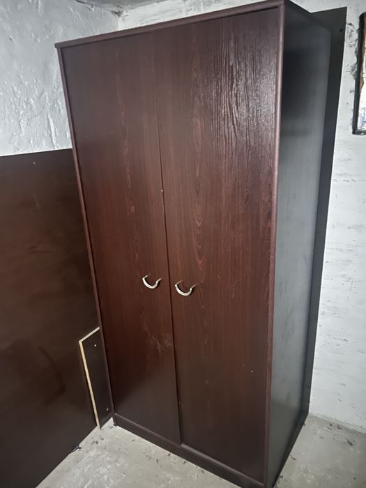 Шкаф в хорошем состоянии