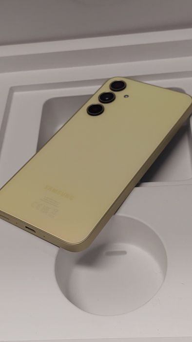 Samsung A35 5G Нов 128GB