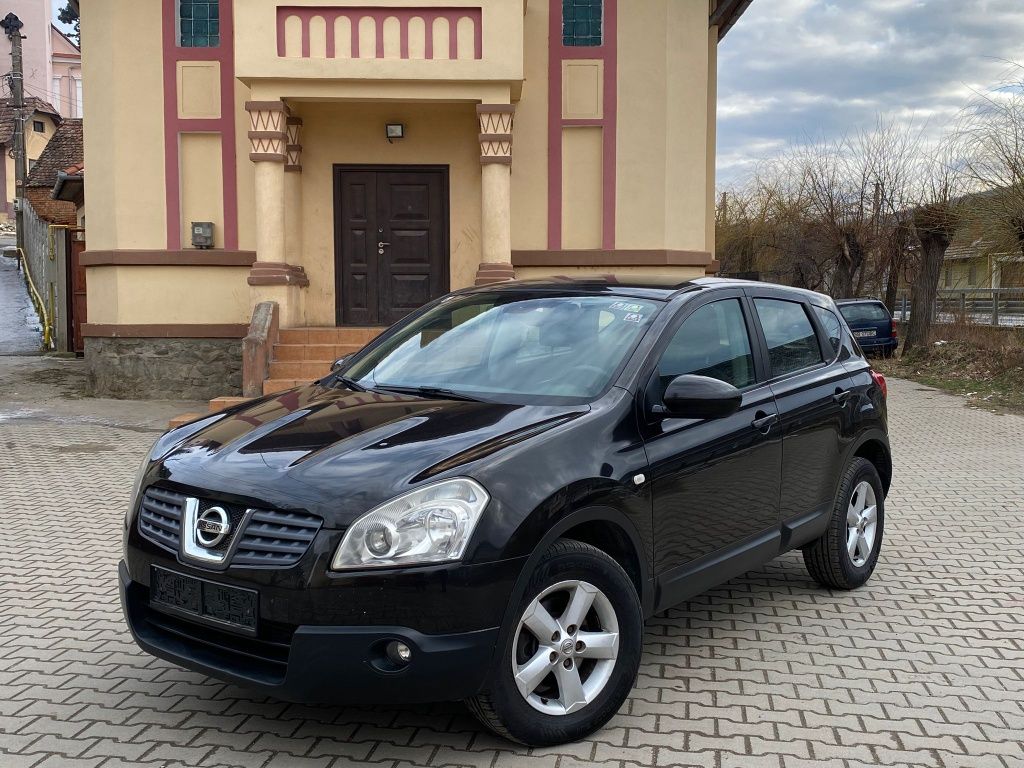 Vînd Nissan Qashqai 2008