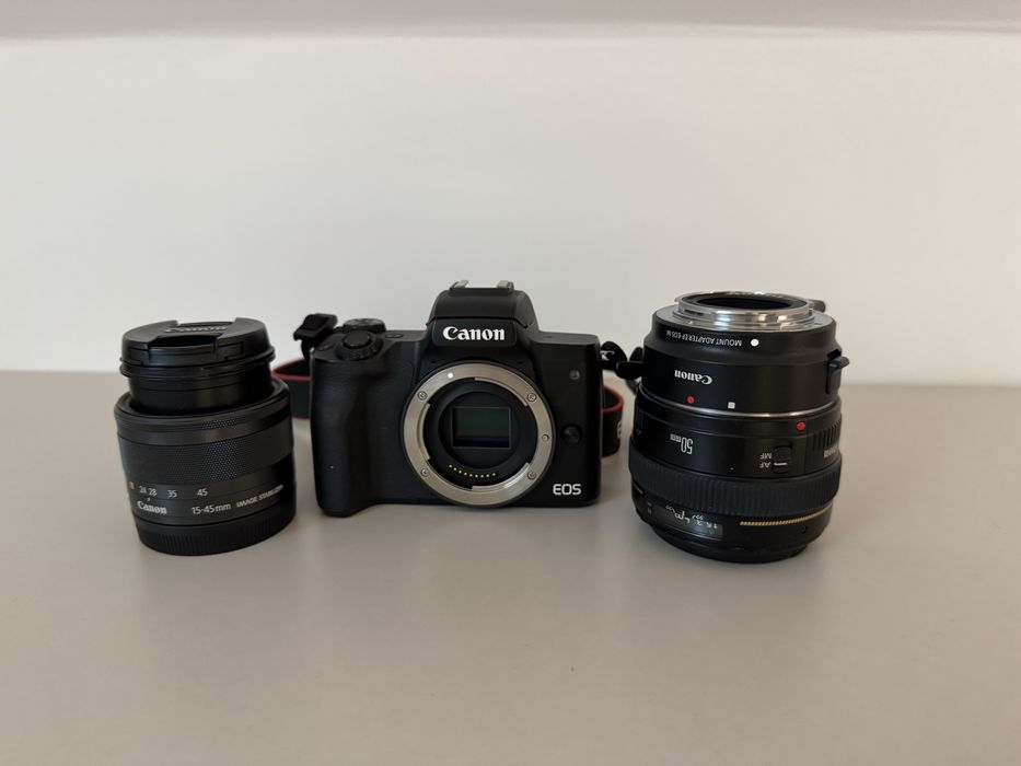 Canon фотоапарат EOS M50 с два Canon обектива