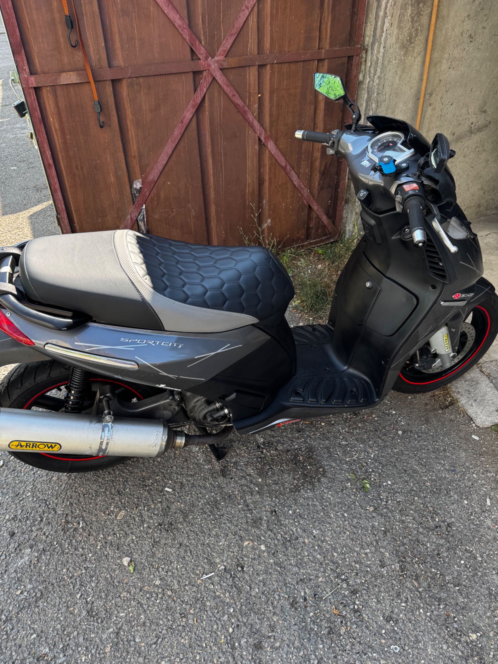 Aprilia Sportcity 250 2009