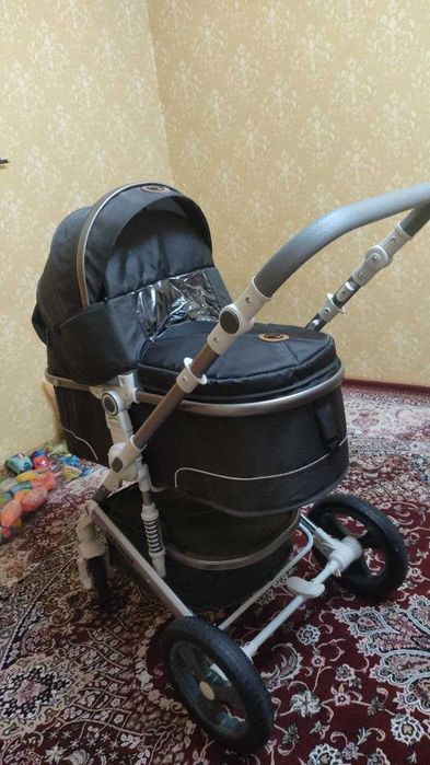 Продаю отличную коляску от Teknum