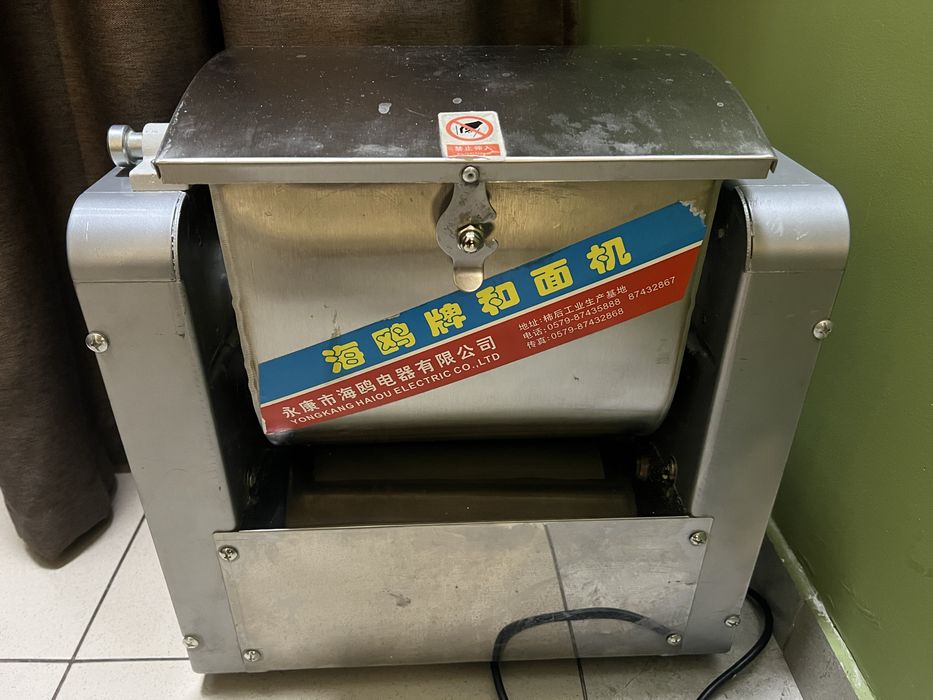 Продам тестомес практический новый