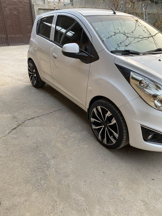 bmw dizayin holati zor