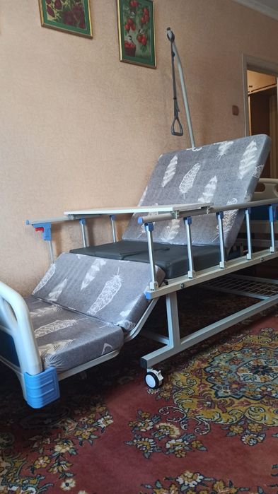 Кровать медицинская многофункциональная
