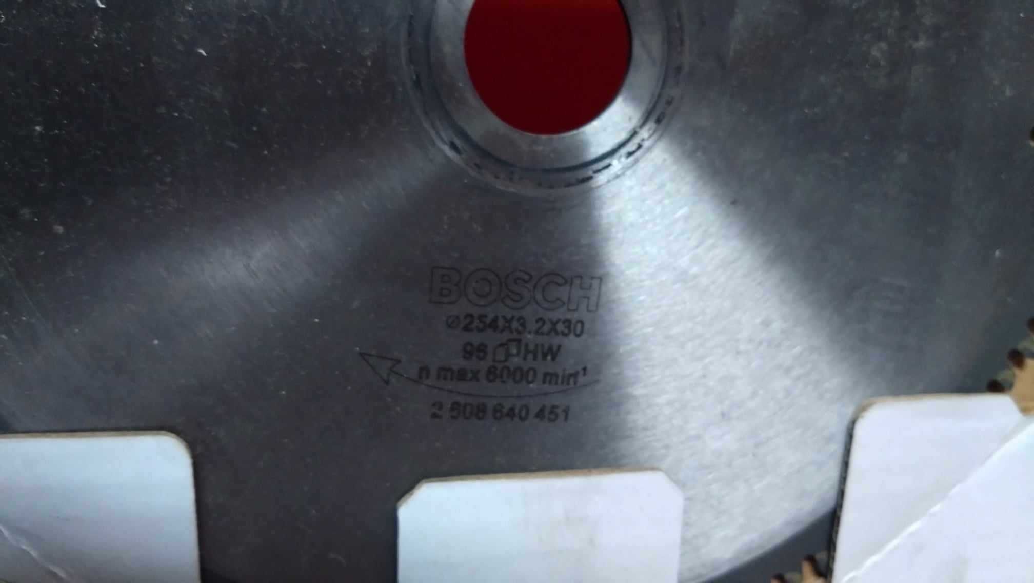 Panza circulara placata 254 x 3.2 x 30 mm 96Z Multi-materiale Bosch